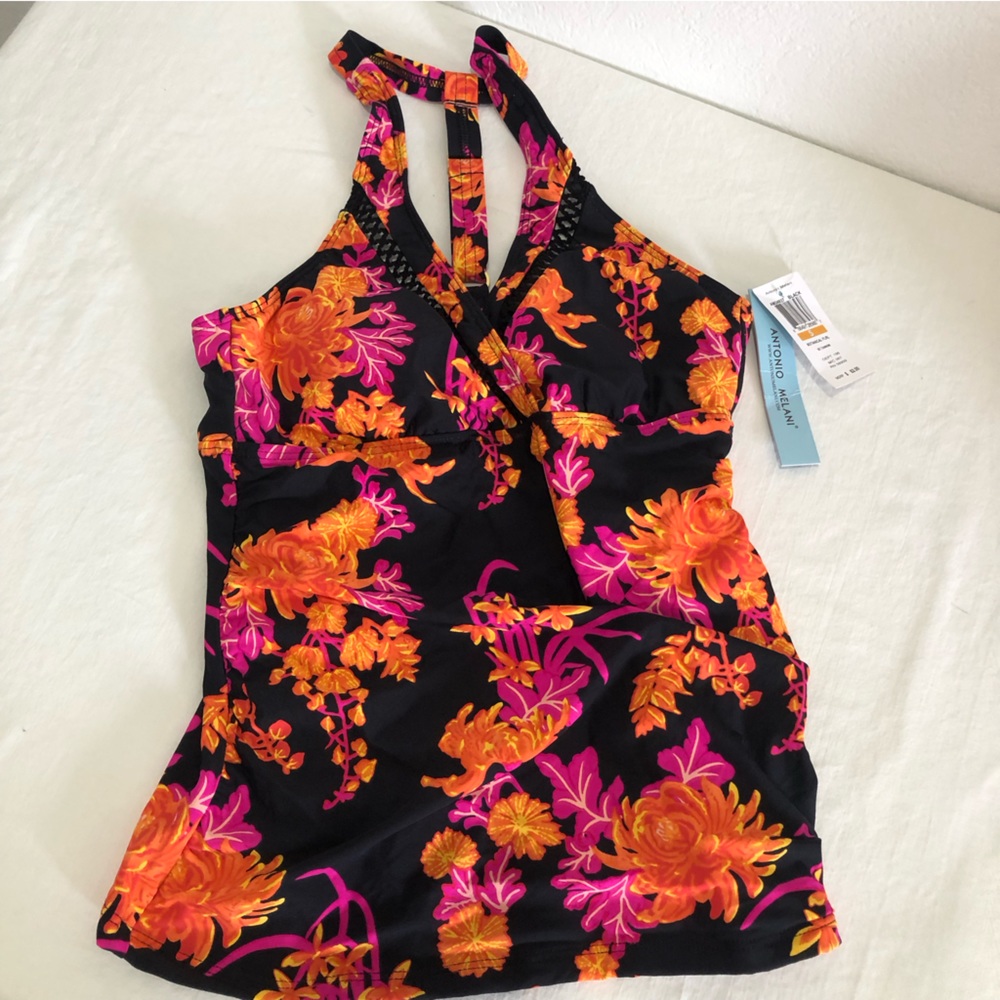 NWT! Antonio Melani Floral Tankini Top